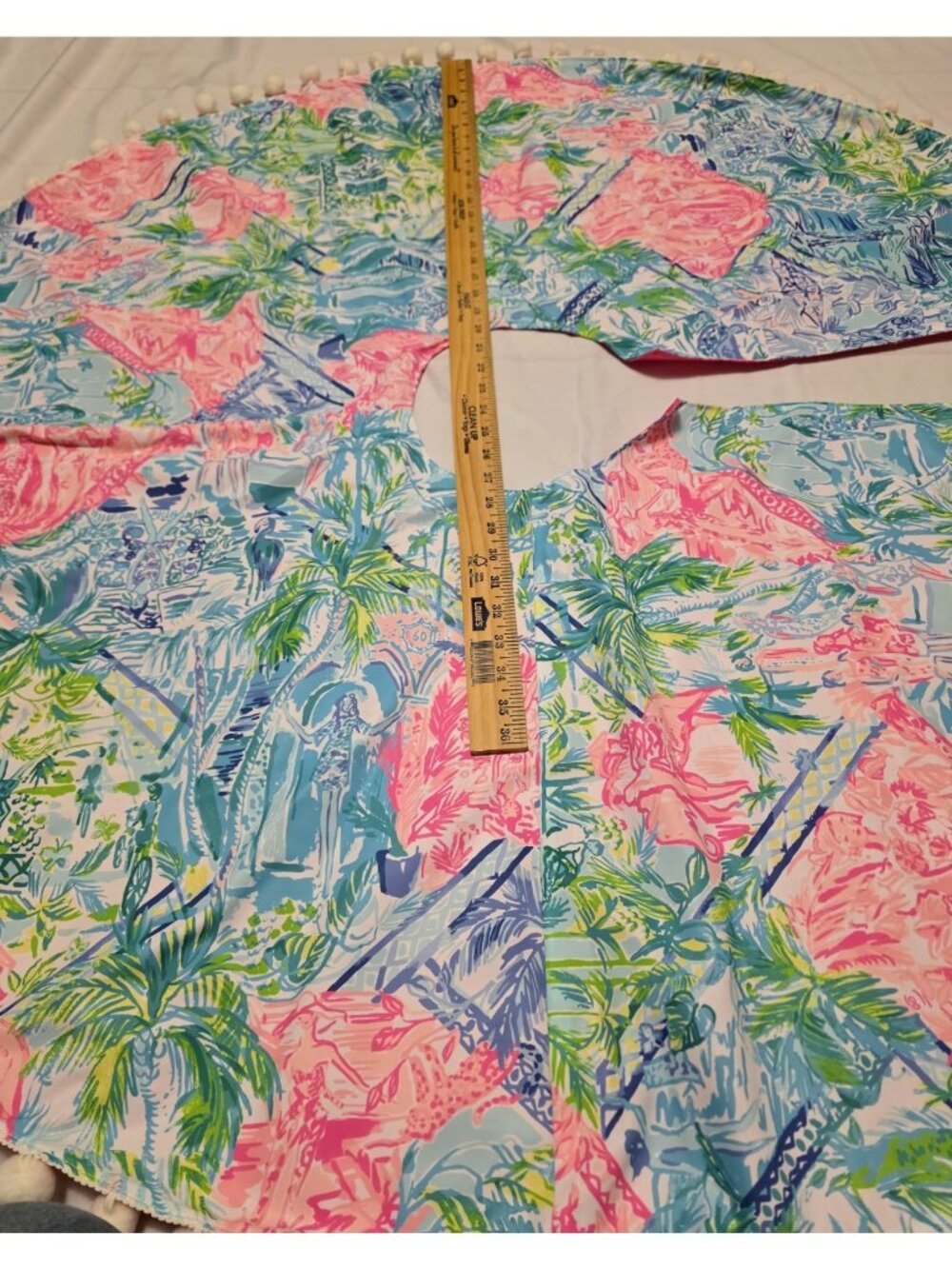 Lilly Pulitzer Christmas Tree Skirt Boho Tropical Pom Pom Trim NWOT 46" Diameter - Picture 13 of 16